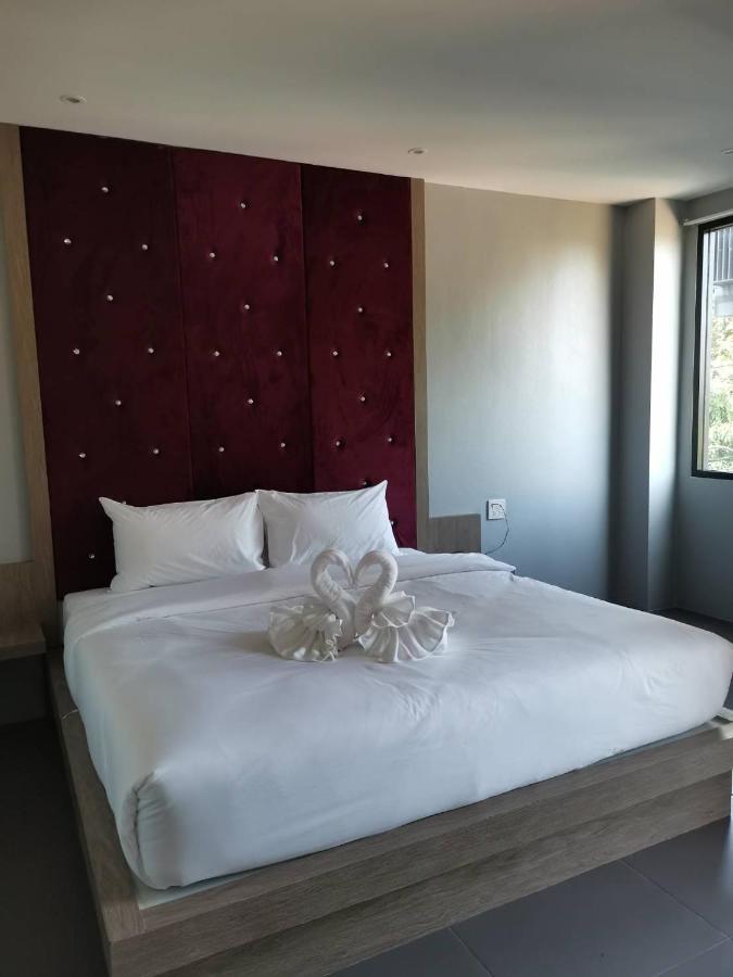 Yamin Seaview Hotel Phuket Exterior foto